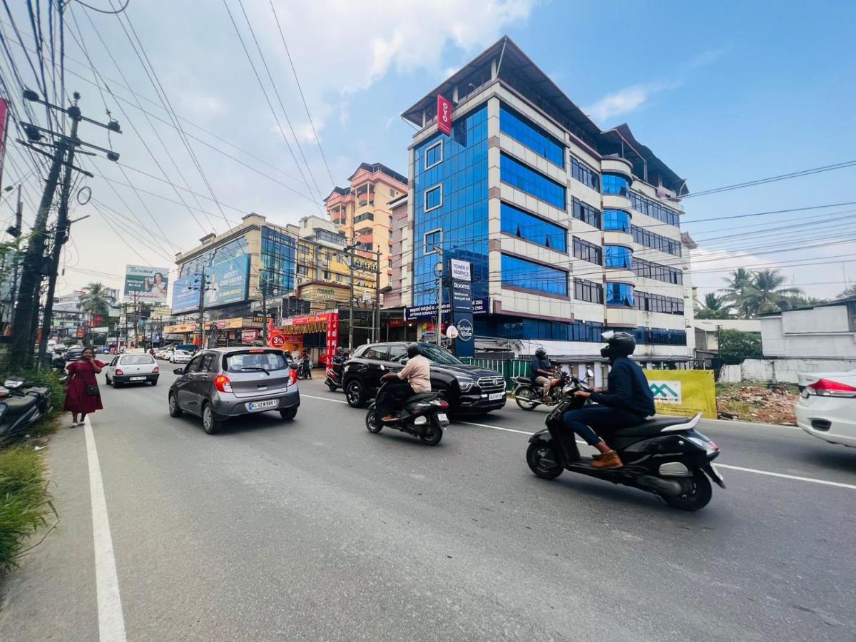 Tower 21 Regency Hotel Kochi ภายนอก รูปภาพ