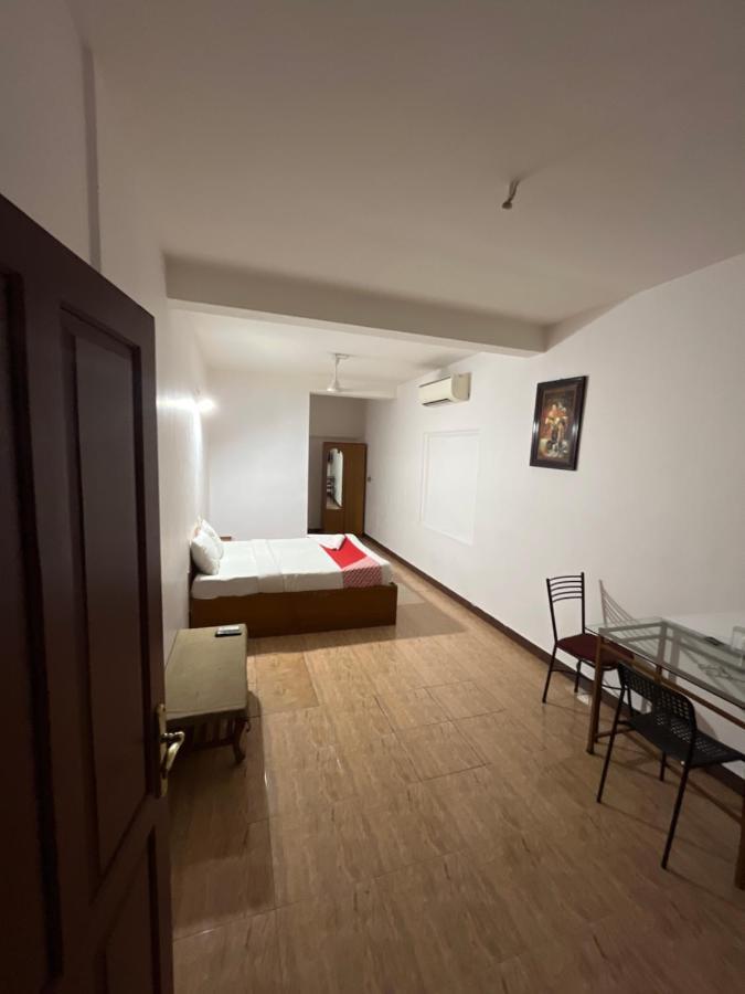 Tower 21 Regency Hotel Kochi ภายนอก รูปภาพ